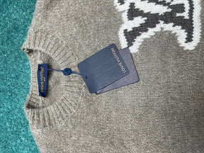 LV sweater 102606